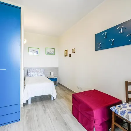 Mimosa Diano Marina: Exclusive Use Villa, Garden, Barbecue, 3 Bedrooms And 3 Bathrooms Willa