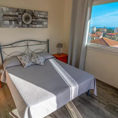 Mimosa Diano Marina: Exclusive Use Villa, Garden, Barbecue, 3 Bedrooms And 3 Bathrooms *