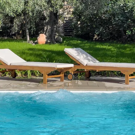 Mimosa Diano Marina: Exclusive Use Villa, Garden, Barbecue, 3 Bedrooms And 3 Bathrooms Willa