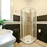 Villa Mimosa Diano Marina: Exclusive Use Villa, Garden, Barbecue, 3 Bedrooms And 3 Bathrooms *