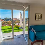 Villa Mimosa Diano Marina: Exclusive Use Villa, Garden, Barbecue, 3 Bedrooms And 3 Bathrooms *