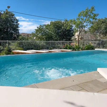 Mimosa Diano Marina: Exclusive Use Villa, Garden, Barbecue, 3 Bedrooms And 3 Bathrooms Villa *