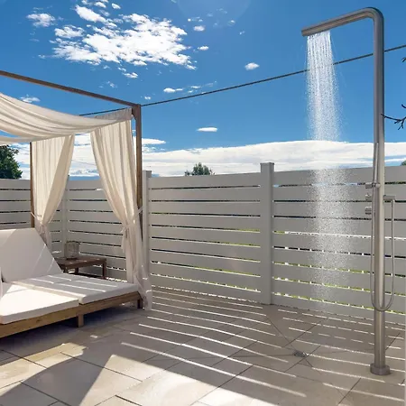 Mimosa Diano Marina: Exclusive Use Villa, Garden, Barbecue, 3 Bedrooms And 3 Bathrooms * Diano Marina
