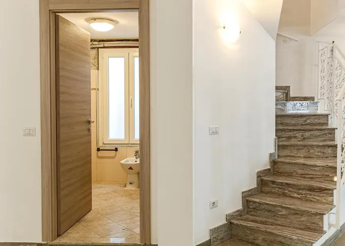 Mimosa Diano Marina: Exclusive Use Villa, Garden, Barbecue, 3 Bedrooms And 3 Bathrooms Villa Diano Marina