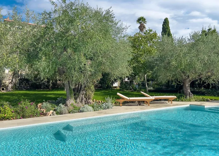 Villa Mimosa Diano Marina: Exclusive Use Villa, Garden, Barbecue, 3 Bedrooms And 3 Bathrooms Diano Marina