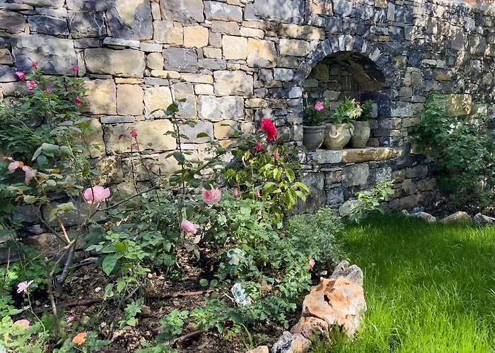 Mimosa Diano Marina: Exclusive Use Villa, Garden, Barbecue, 3 Bedrooms And 3 Bathrooms Diano Marina