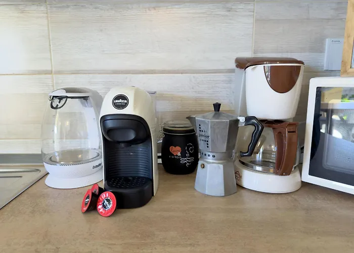 Mimosa Diano Marina: Exclusive Use Villa, Garden, Barbecue, 3 Bedrooms And 3 Bathrooms Villa *